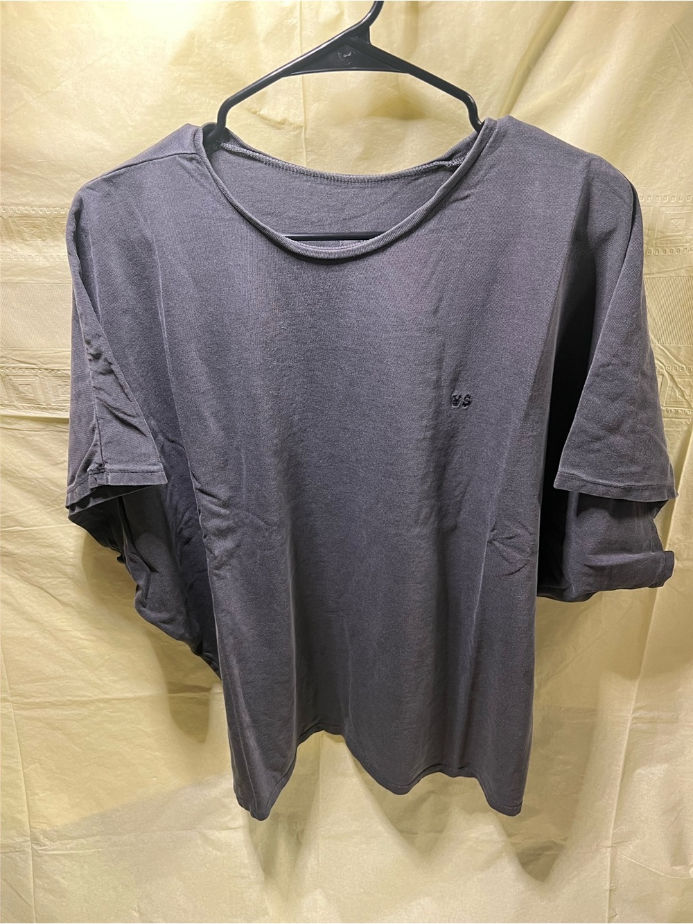 Yeezy Men's Short-Sleeve Crewneck T-Shirt in Charcoal